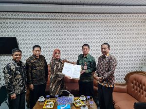 Gubernur Lampung Arinal Djunaidi Tunjuk Drs.Nukman.MM Sebagai (PLH) Bupati Lampung Barat