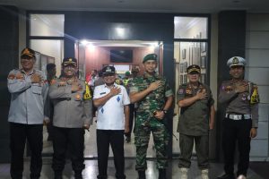 Malam Pergantian Tahun, Polres Lamtim Bersama Instansi Terkait Melaksanakan Patroli Skala Besar