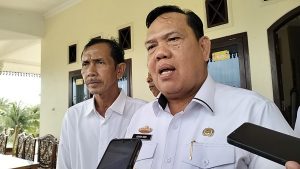 Delapan Kades Sambangi Rumah Wakil Bupati Lampung Timur Untuk Meminta Maaf