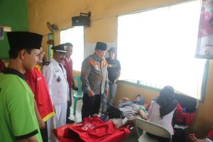 HUT Desa Bandar Agung ke-54 Tahun, Azwar Hadi Ketua PMI Lamtim Gelar Donor Darah