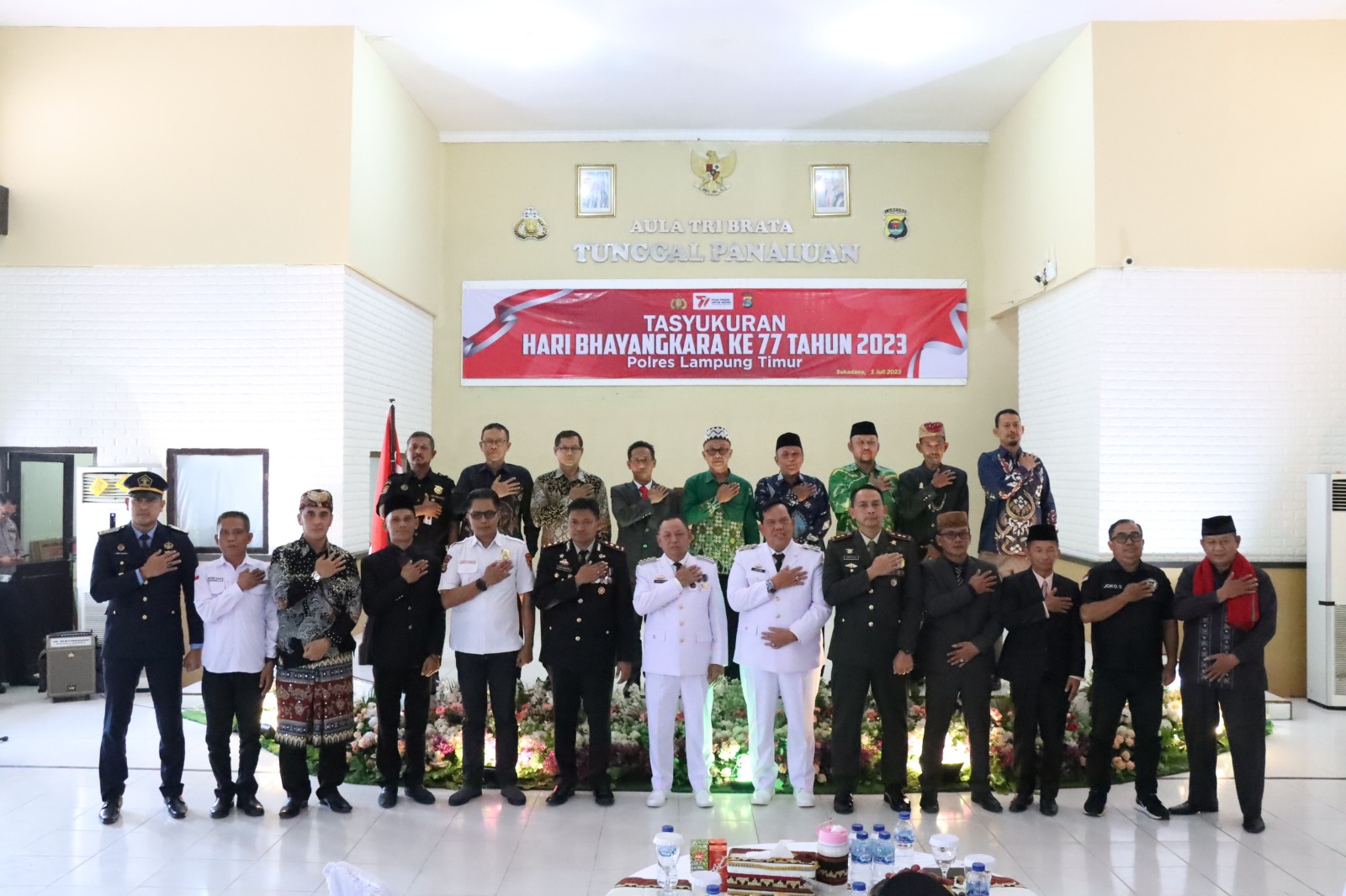 Rayakan Hari Bhayangkara Ke-77, Polres Lamtim Gelar Upacara Dan Syukuran