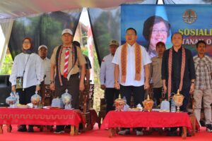 Akhirnya,setelah 70 tahun masyarakat Sukapura mendapatkan pembebasan lahan dari setatus hutan kawasan.