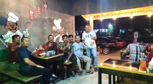 Direksi Pekerjaan Peningkatan D.I.Batang Hari Utara: Bakso Tulang Kedai Resto Shini Pas Mantap