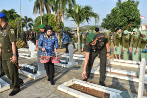 Dandim 0429/Lamtim Hadiri Ziarah Dalam Rangka HUT Korem 043/Gatam Ke-76