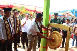 Wadir Narkoba Polda Lampung Dan Polres Lamtim Resmikan Desa Negara Saka Menjadi Kampung Tangguh Bebas Narkoba