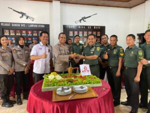 Hari Ulang Tahun TNI Ke- 78, Polres Lampung Utara Berikan Kejutan