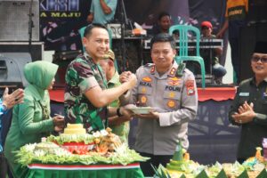 Semarak HUT TNI Ke-78, Kodim 0429/Lamtim Gelar Syukuran Dan Panggung Prajurit Dengan Gemerlap