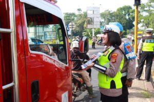 Himbau Pengendara, Polres Lamtim Laksanakan Kampanye Keselamatan