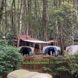 Camping dengan Konsep Glamour dan Berwisata di Pangalengan Bandung