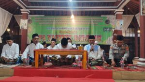 Kanit Binmas Polsek Way Bungur Meresmikan TPA Nasyrul Barokah Dengan Bersholawat Bersama