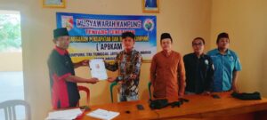 Musyawarah Kampung Tri Tunggal Jaya Bahas Uang Kampung