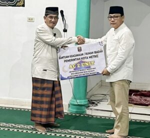 Wahdi-Qomaru Melaksanakan Shalat Subuh Di Musholla Nurul Hidayah