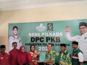 Winarti Lakukan Pendaftaran di Partai PKB