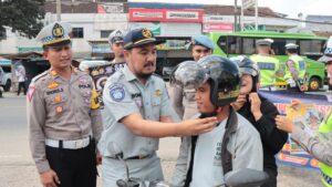 Hari Kedua Operasi Patuh Krakatau 2024, Satlantas Polres Tulang Bawang Gelar Kampanye Keselamatan