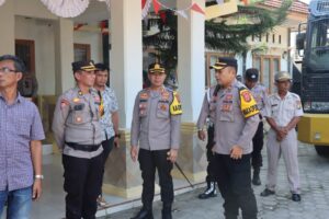 251 Personel Polres Lamtim, Amankan Aksi Damai di Bawaslu