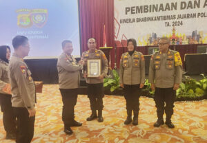 Sat Binmas Polres Tulang Bawang Raih Juara 1, AKBP James Berikan Ucapan Selamat