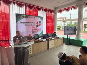 Peringati Hari Anti Korupsi Sedunia Tahun 2024 Kejari Pringsewu Gelar Penyuluhan Hukum