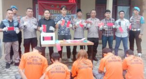 Polres Pesisir Barat Gelar Patroli Gabungan